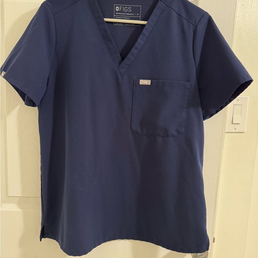 Figs M Scrub Top